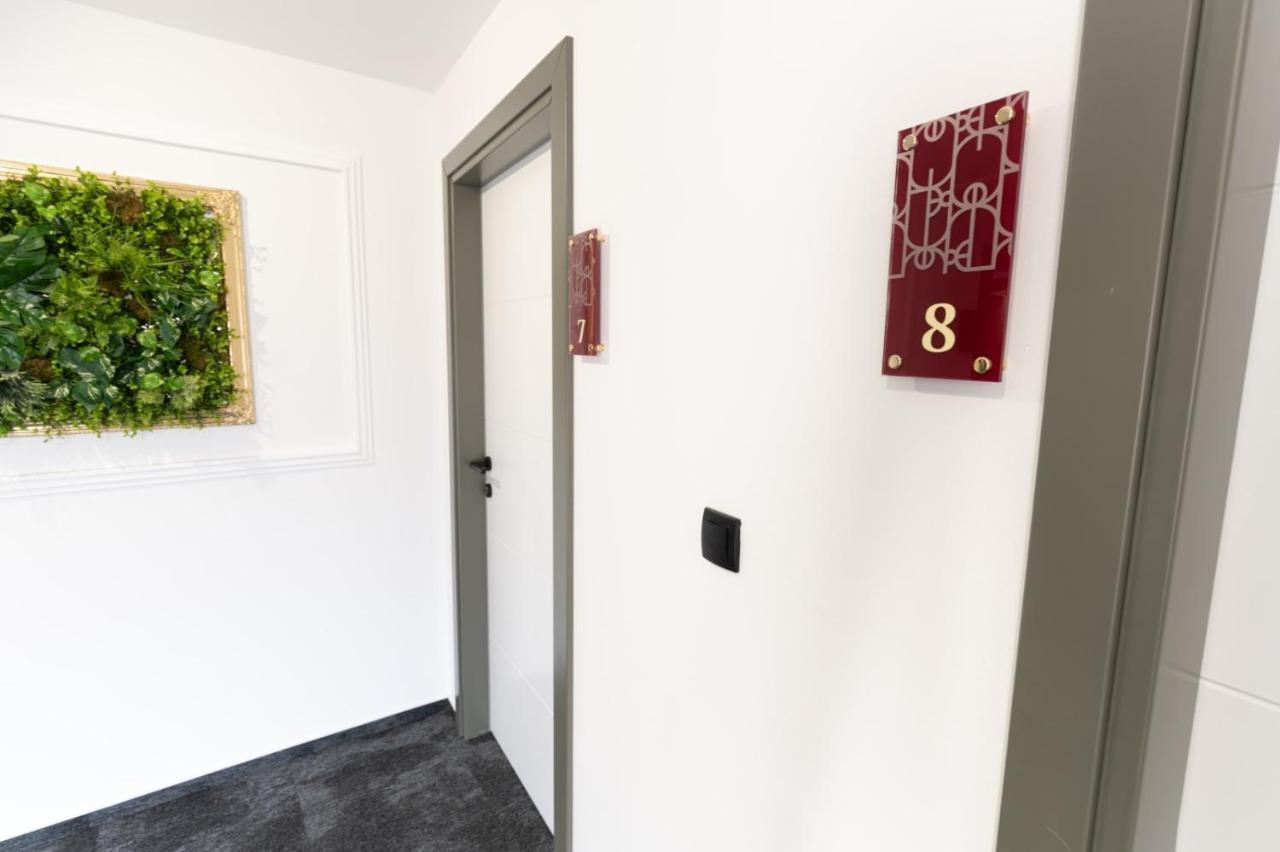 Savoy Residence Osijek Bagian luar foto