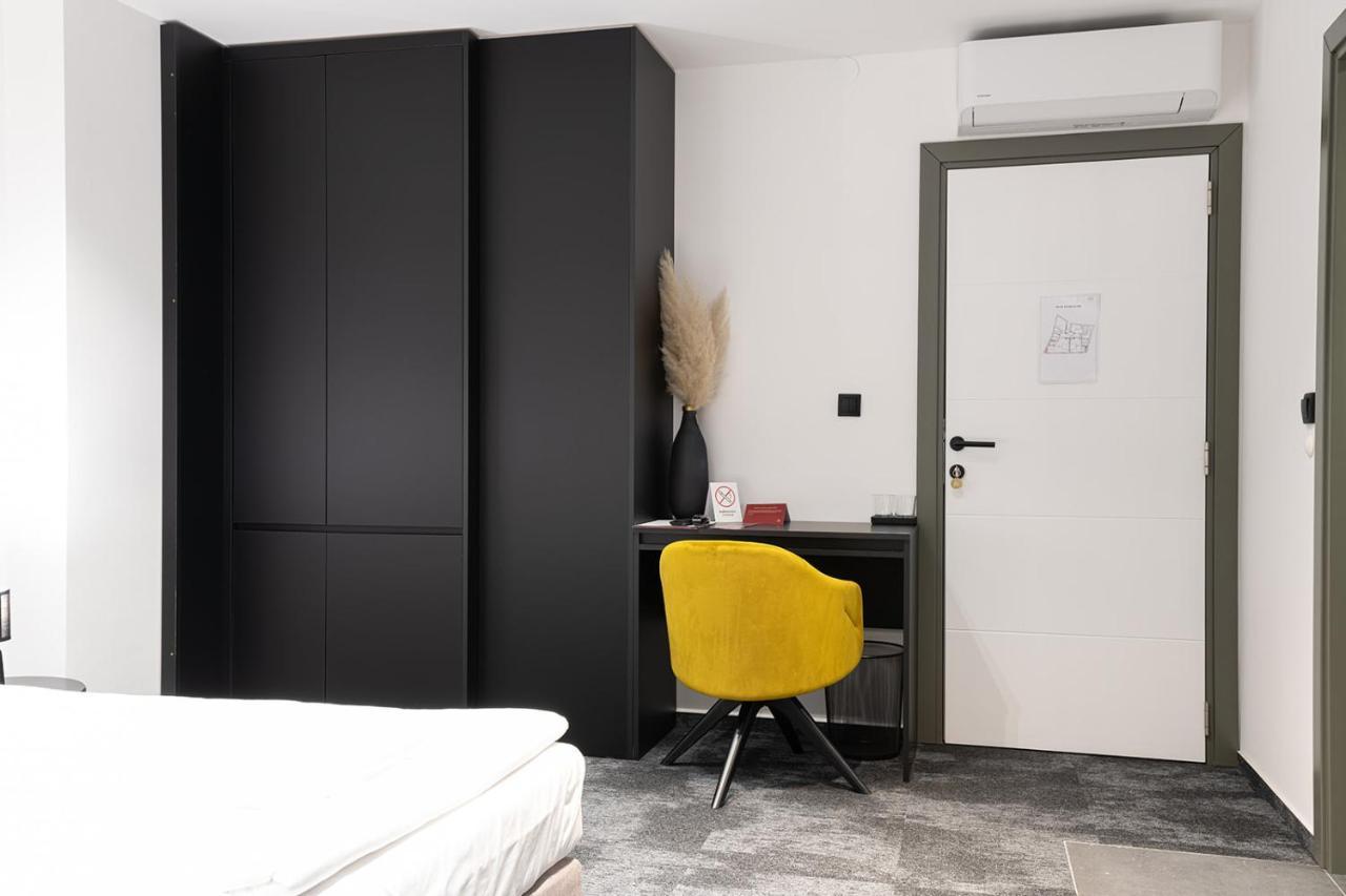 Savoy Residence Osijek Bagian luar foto